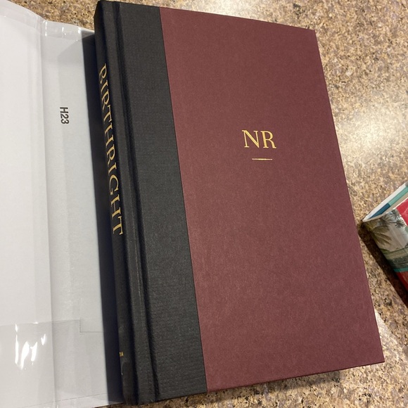 2 Nora Roberts Hardcover Books The Reef & Birthright - Picture 13 of 16